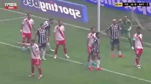 Brasilero se coge a argentinitas