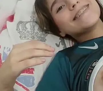 encuentro a mi hermanastra con mi ropa puesta y se la quito hasta terminar follandomela historia completa 1733492679